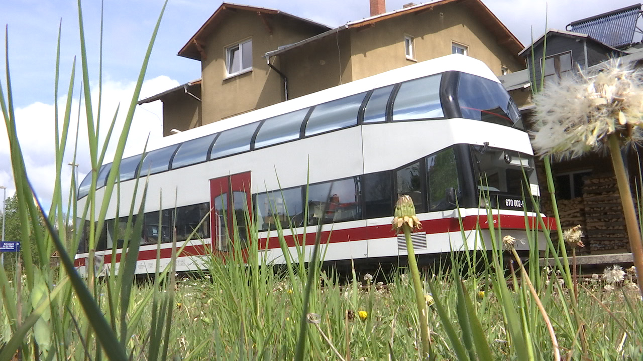 MEgional am 06. Mai 2019 mit dem Halt von Sonderzug ALMA in Pockau MEgional am 06. Mai 2019 mit dem Halt von Sonderzug ALMA in Pockau