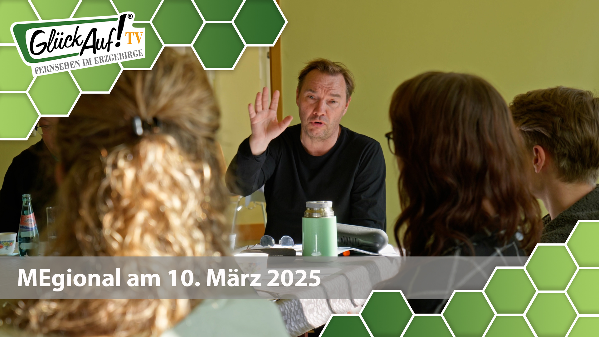 MEgional am 10. März 2025 mit dem Thema "Lokalfernsehmacher schulen Stimme"